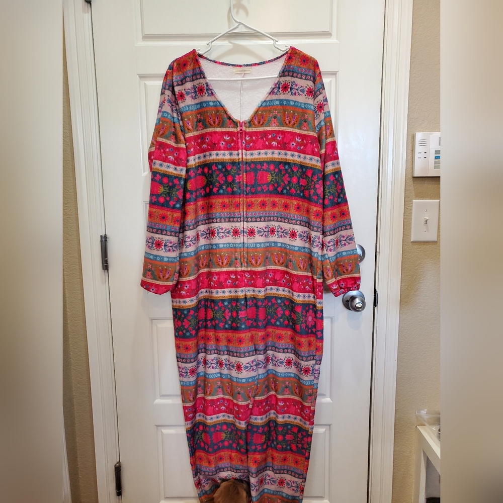 Natural Life‎ Onesie